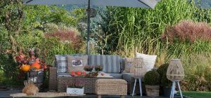 Balkono ir sodo baldų komplektas – kaip išsirinkti tobulus baldus terasai ir sodui?